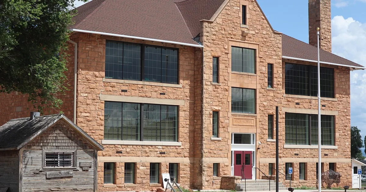 town in and county seat of Crook County, Wyoming, United States