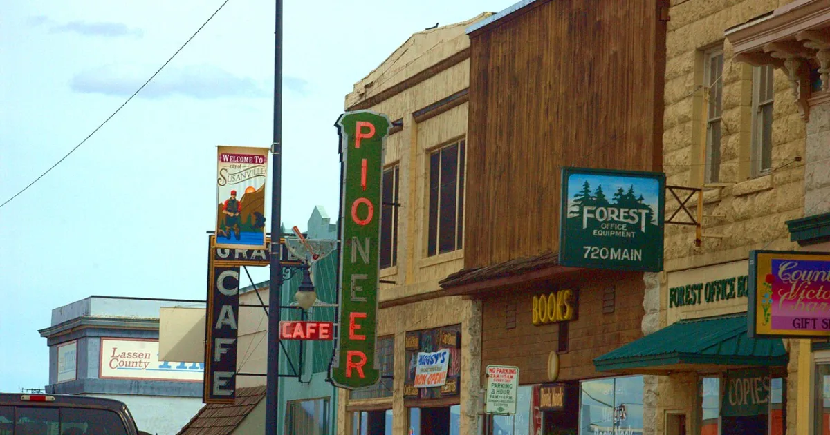 city in and county seat of Lassen County, California, United States