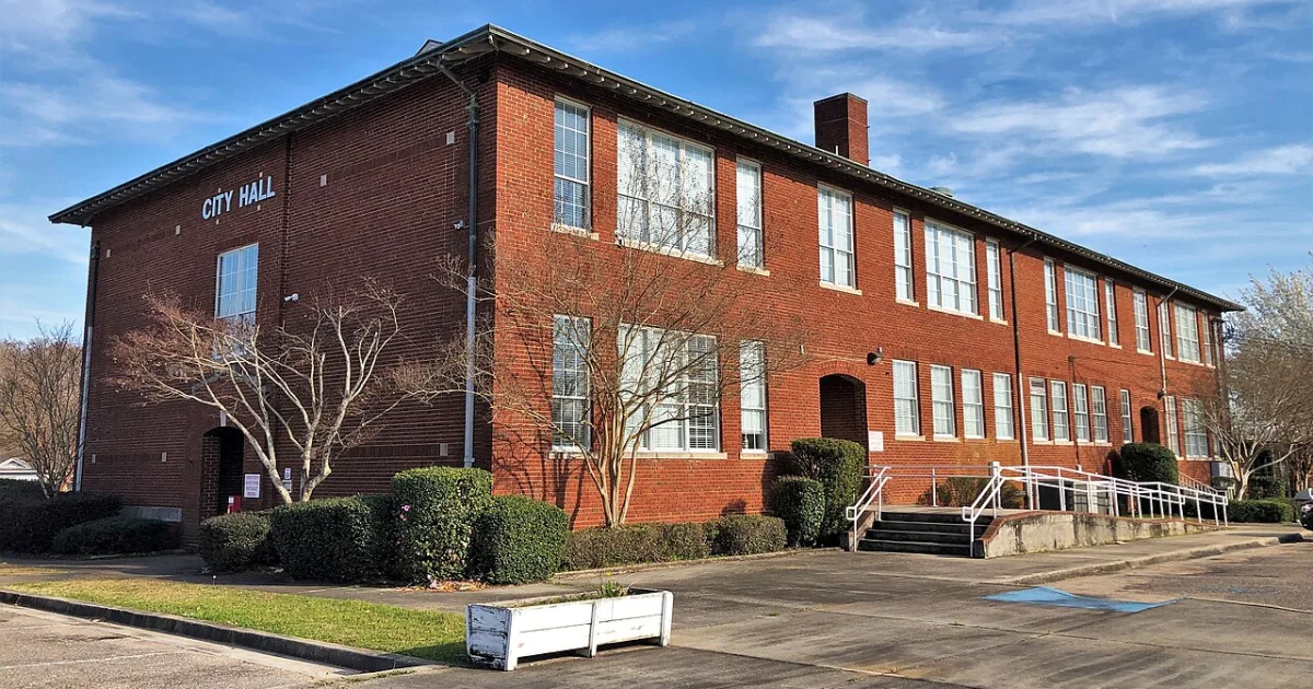 city located in both Elmore and Tallapoosa counties in the U.S. state of Alabama