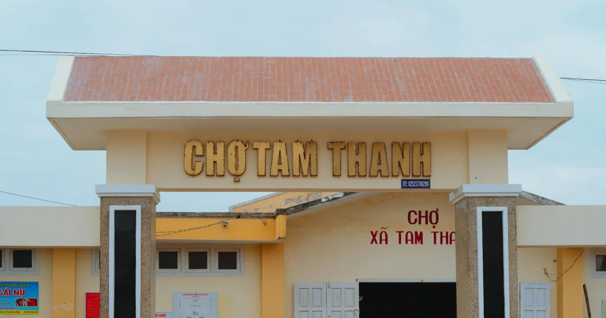 Downtown Thayer, IA, IA