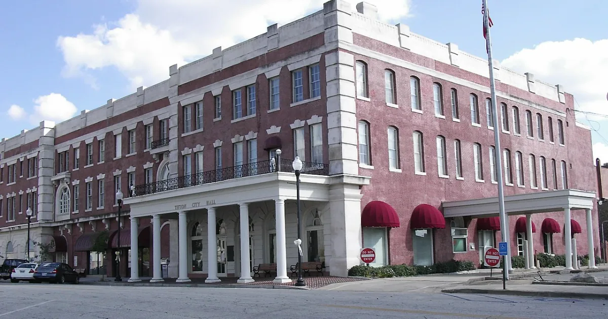 city in and the county seat of Tift County, Georgia, United States