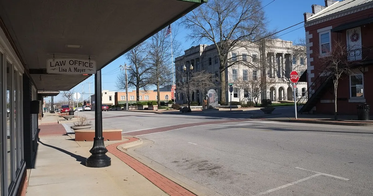 city in and county seat of Franklin County, Missouri, United States