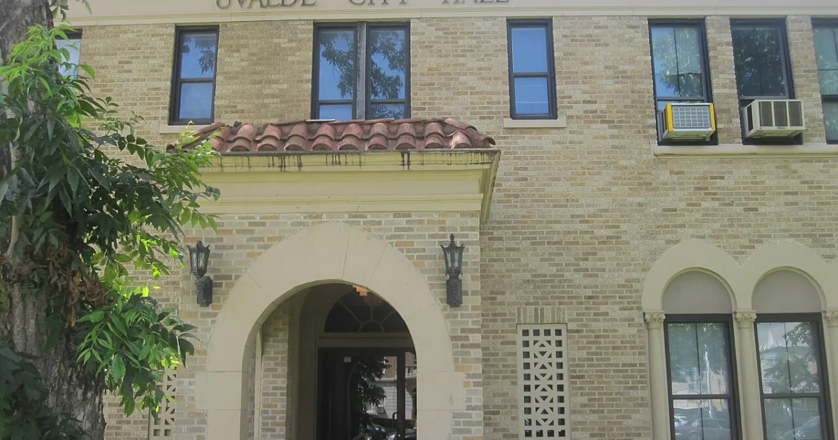 city and the county seat of Uvalde County, Texas