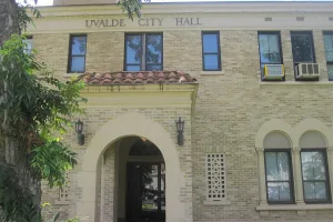 city and the county seat of Uvalde County, Texas