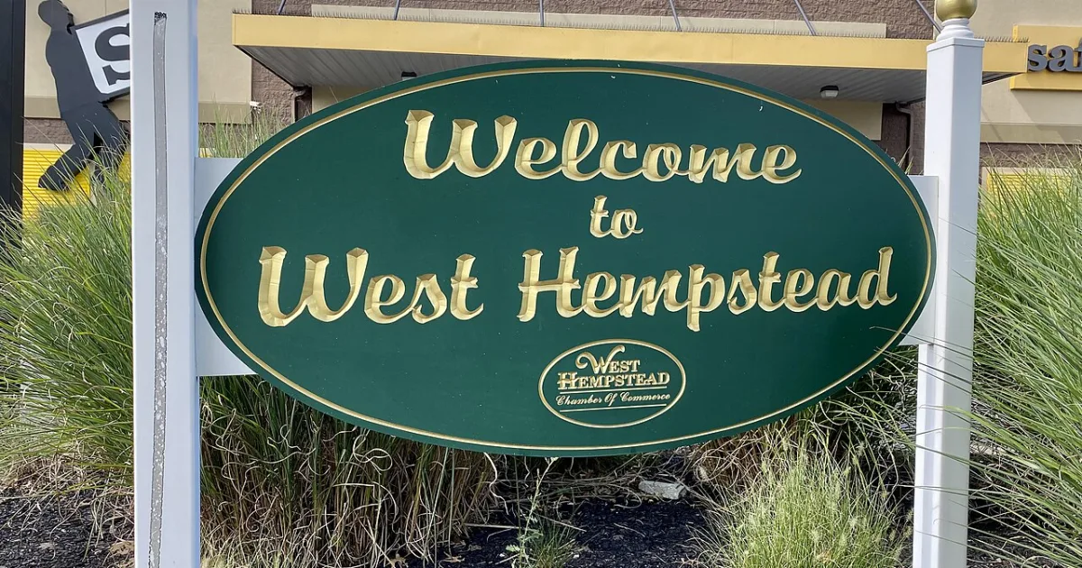 census-designated place in Nassau County, New York, United States, suburb of NYC