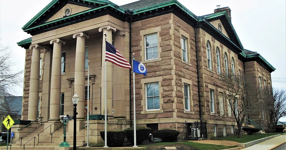 town in Washington County, Rhode Island, United States