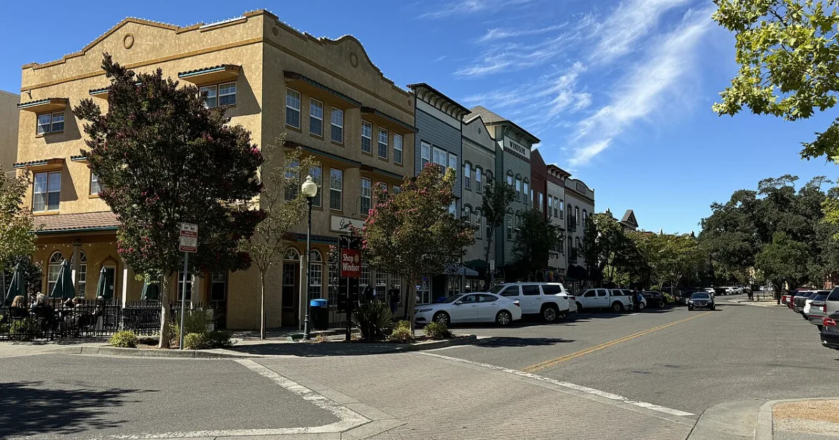 Downtown Windsor, CA, CA